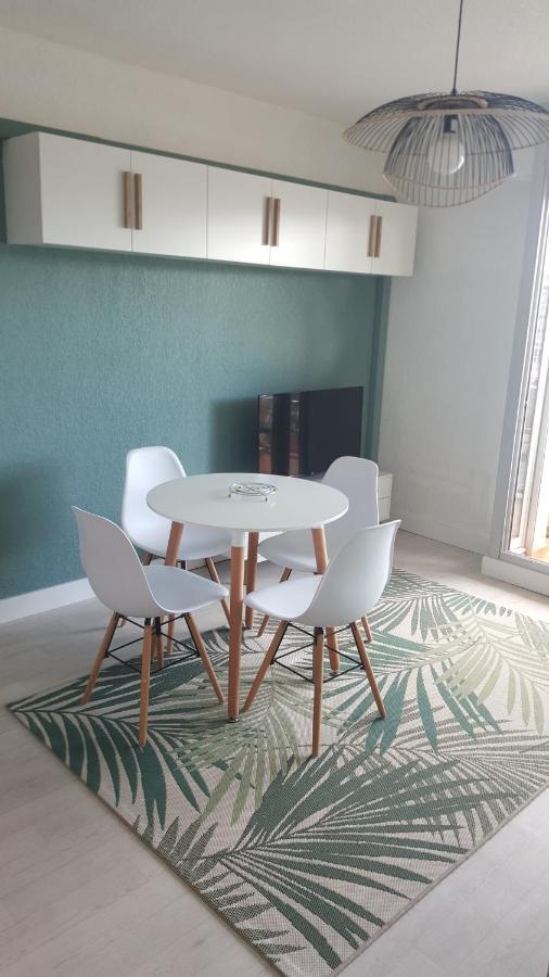 Beau T2 Au Calme Avec Parking Sublime Vue Sur Port Apartment Кане Екстериор снимка