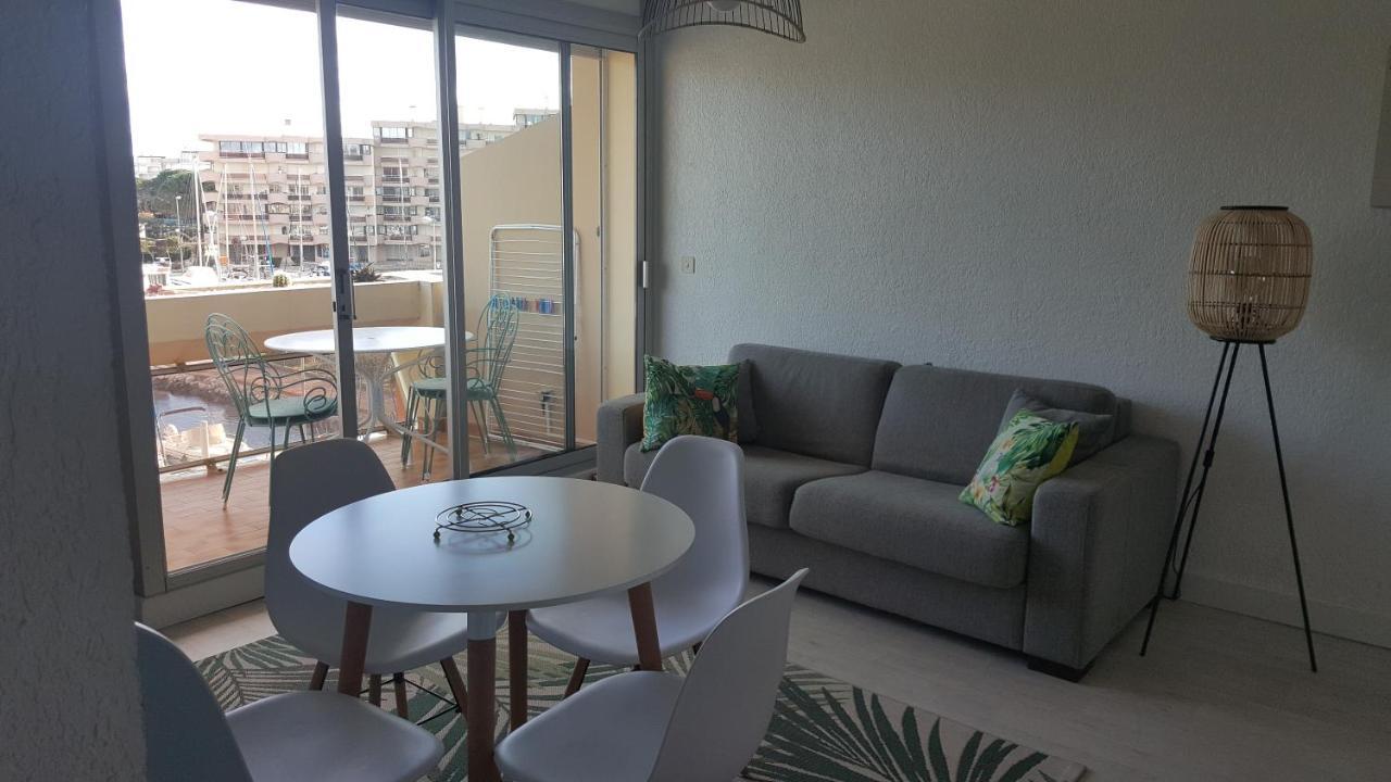 Beau T2 Au Calme Avec Parking Sublime Vue Sur Port Apartment Кане Екстериор снимка